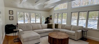 Spacious 3 Bedroom Retreat – 18 Min to Gillette Stadium w/ Patio, Deck & Sunroom