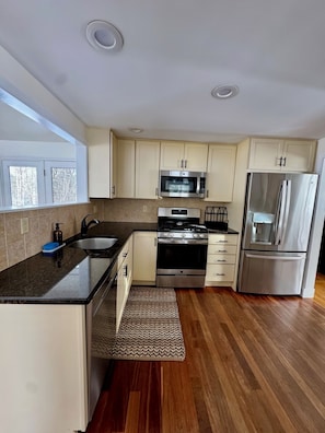 Microwave, oven, stovetop, dishwasher