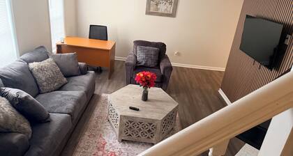 Serene 3-bedroom condo with AC in charming Mableton