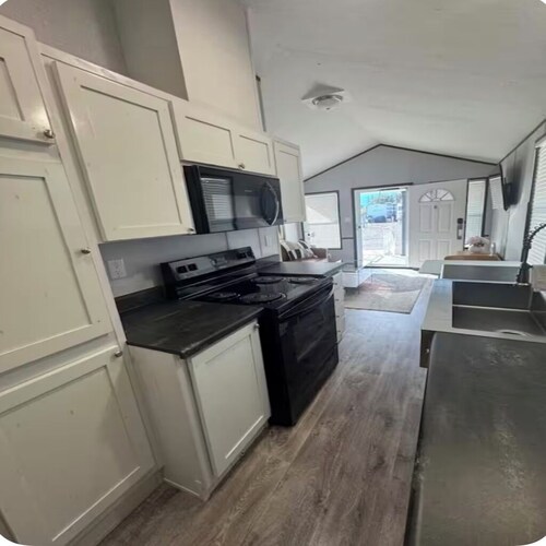 Modern Tiny Home near Fort Huachuca