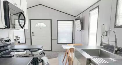 Modern Tiny Home near Fort Huachuca