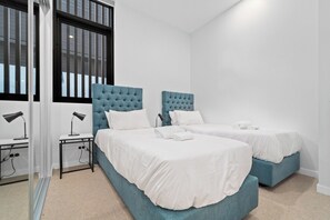 Room - Sunlit 2BR Apartment | 7 minutes to Tram | Parking (Dickson)