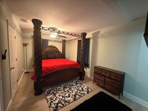 3 bedrooms, desk, iron/ironing board, free WiFi - Cozy and peaceful home (Albany)