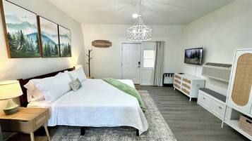 1 bedroom, iron/ironing board, free WiFi, bed sheets