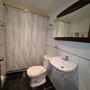 Bathroom - ACOGEDOR Y COMODO APARTAMENTO 202 (Bogotá, D.C.)