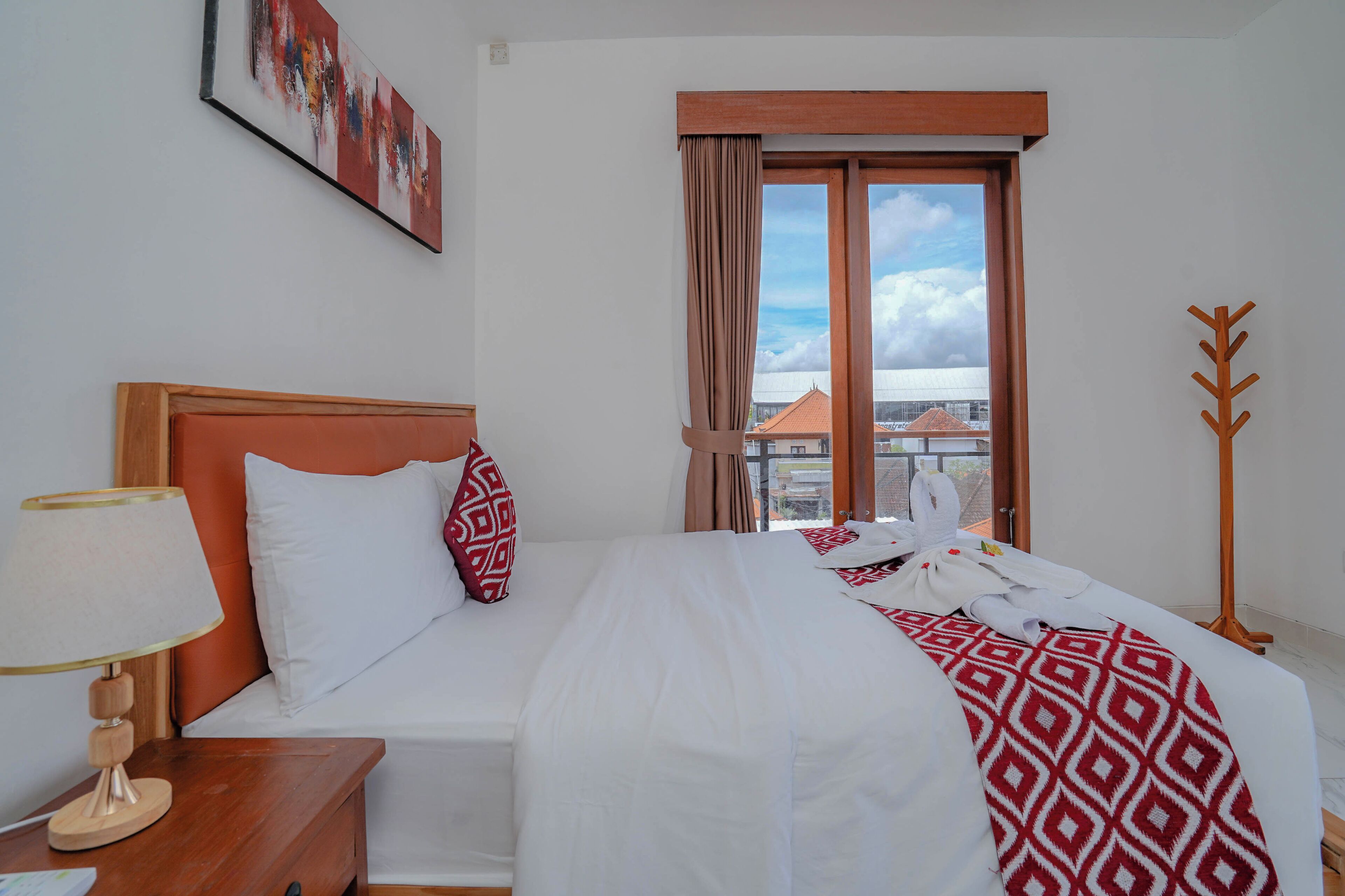 Standard Double Room | In-room safe, desk, laptop workspace, free WiFi