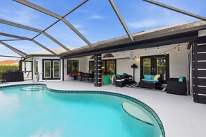 Pool - Beachside Bliss in Marco Island (Marco Island)
