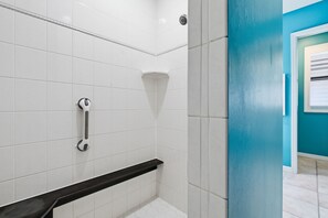 Hair dryer, towels, soap, shampoo - Beachside Bliss in Marco Island (Marco Island)
