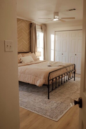 4 habitaciones, wifi y ropa de cama