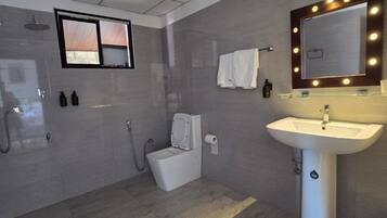Chambre Double Deluxe | Salle de bain