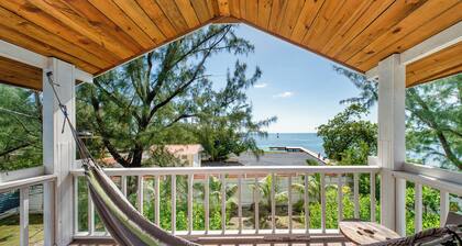 Lighthouse Oakridge Key - Sleeps 19