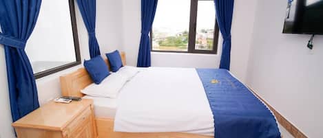 Family Apartment, Balcony, Valley View