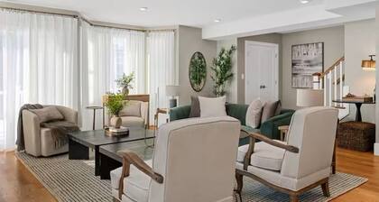 SkyDeck Stylish Stay