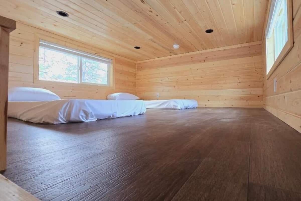 Luxury Cabin, Multiple Beds, Non Smoking, Mountain View