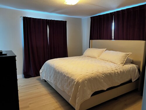 3-bedroom house in tranquil Carson City with AC comfort