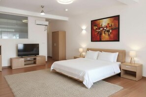 Deluxe Suite, Lake View | Desk, free WiFi - Bundala Forest Resort (Weerawila)