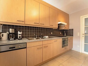 Private kitchen - Nice apartment for 5 people with WIFI, TV and balcony (Bruges)