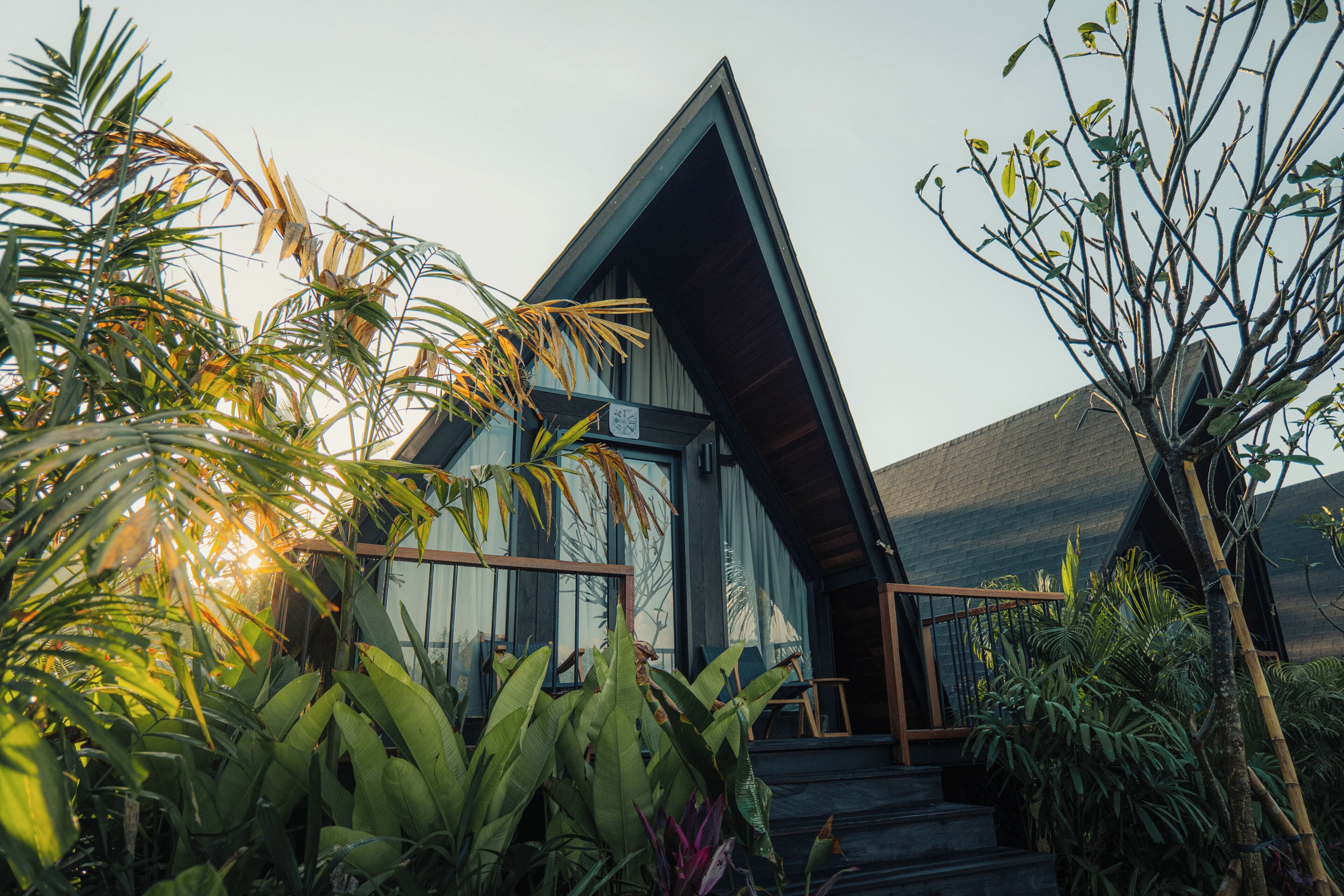 Sunrise Cabin | Garden view