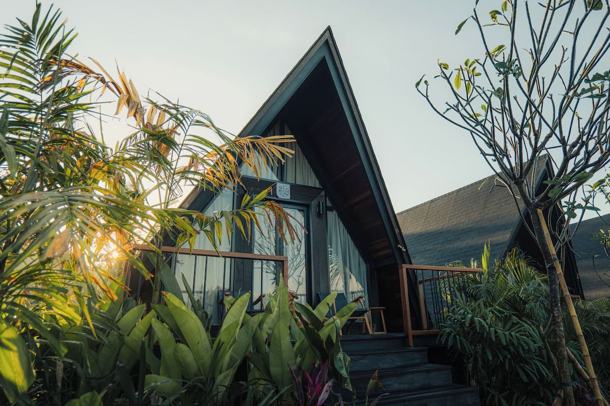 Sunrise Cabin | 花園景