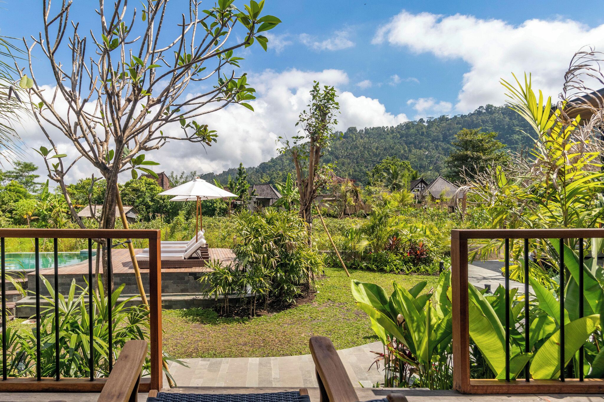 Sunrise Cabin | Terrace/patio