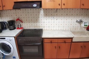 Private kitchen - Athens SmArt Three-Room Apartment (Athens)