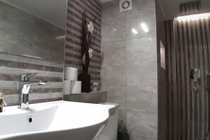 Bathroom - Athens SmArt Three-Room Apartment (Athens)