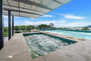 Pool - Belle Escapes 403 Harbour Lights (Cairns)