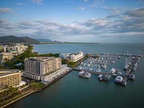 Marina - Belle Escapes 403 Harbour Lights (Cairns)