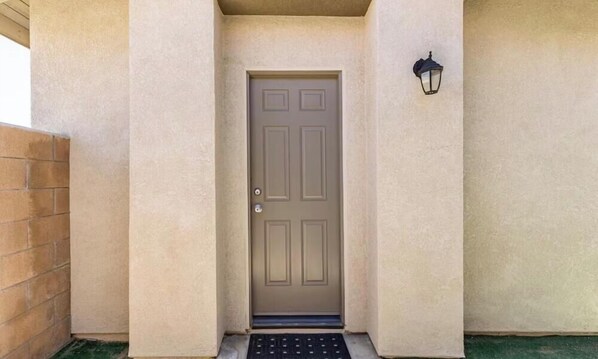 Exterior detail - Serene casita with AC in beautiful Coachella perfect for getaway (Coachella)