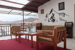 Property grounds - Lechugal Guest House (Cusco)
