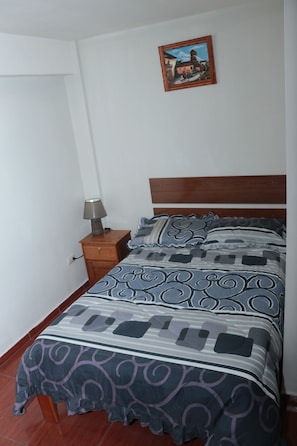 Superior Double Room, Garden View | Laptop workspace, free WiFi - Lechugal Guest House (Cusco)