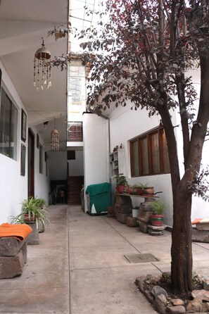 Khuôn viên nơi lưu trú