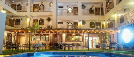 Comfort Room, City View | Exterior