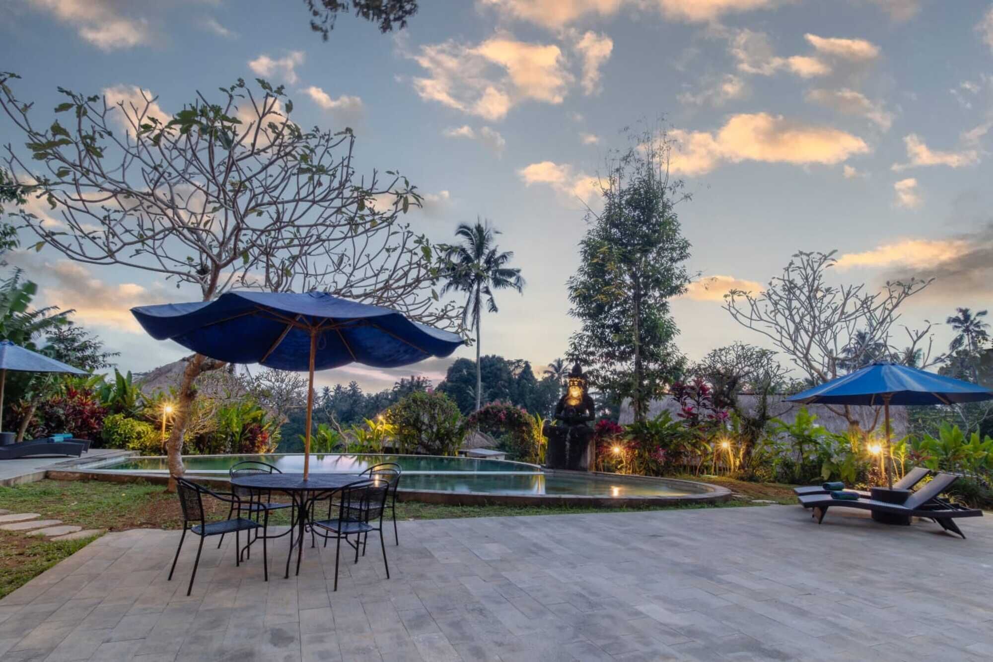 Deluxe Room, Valley View | Pool