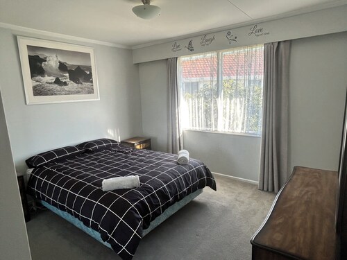 Cossey 3 bedroom house