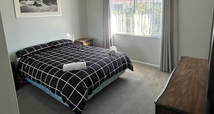 Cossey 3 bedroom house