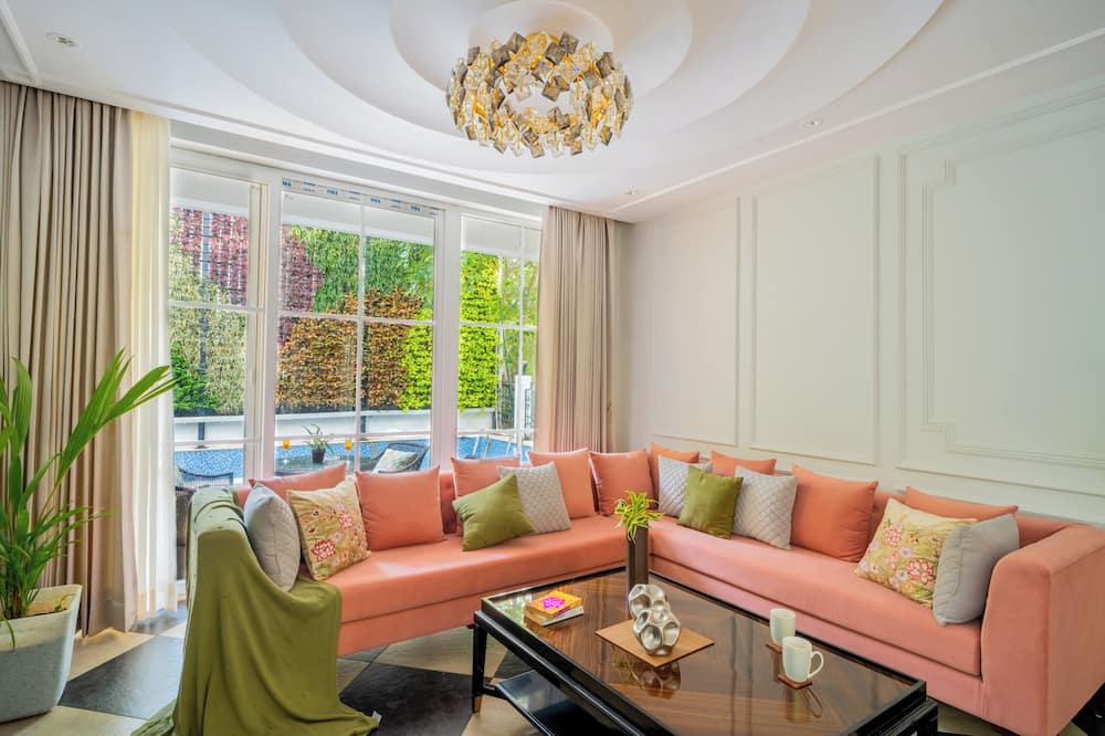 ELIVAAS Prive Suntuarios Ikkebana 4 BHK
