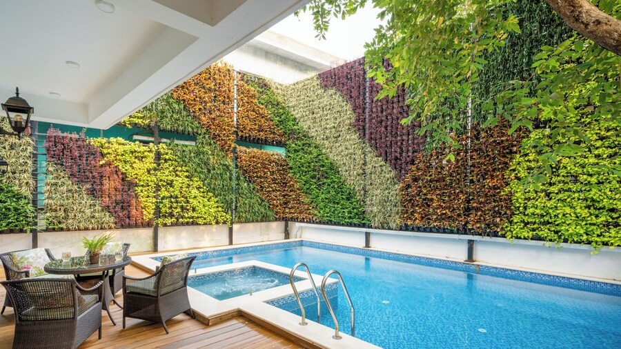 ELIVAAS Prive Suntuarios Ikkebana 4 BHK