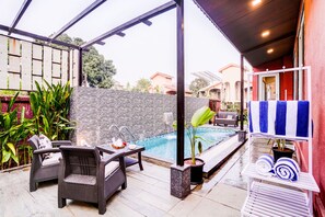 Outdoor pool - ELIVAAS 3 BHK Aamy Villa with Pvt Pool (Mawal)