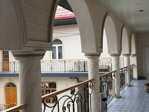 Property grounds - Giza Grand Hotel (Tashkent)