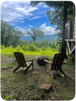 Property grounds - ~Dragonfly Cabin~ 
20 private acres and Mountain View! (Mountainburg)