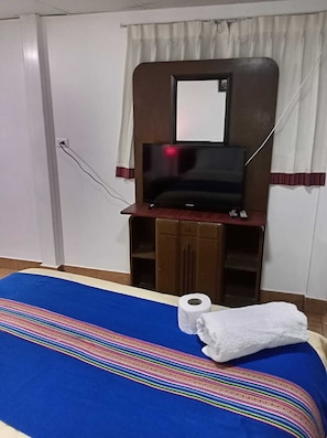 Deluxe Double Room | Desk, free WiFi