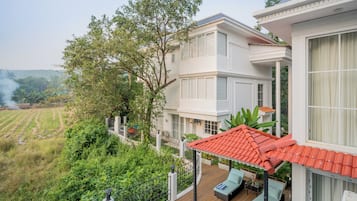 Luxury Villa | Exterior