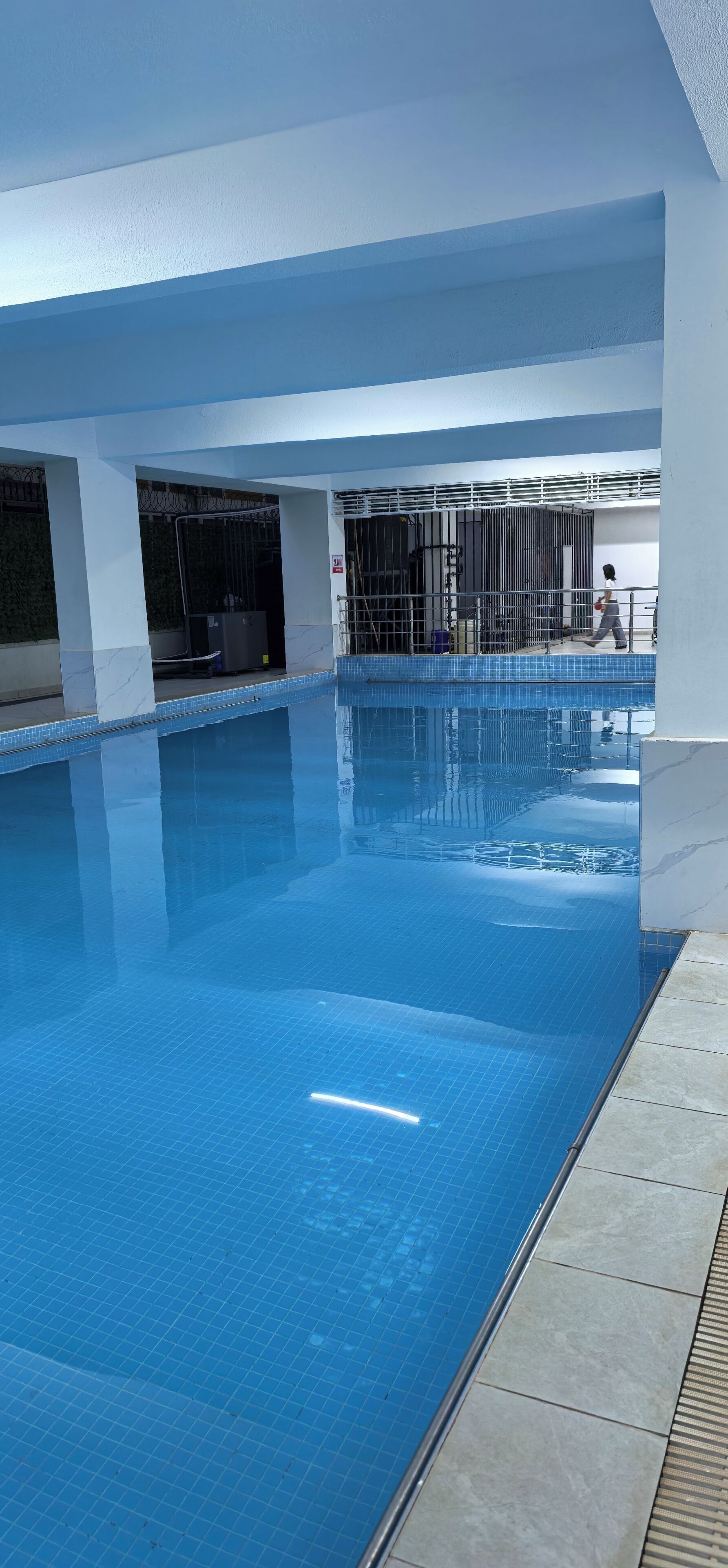 Piscina coperta, una piscina riscaldata