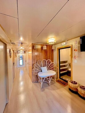 Family Double Room | Interior - L'casa (Coron)