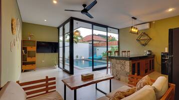 Villa, Pool View | Living area