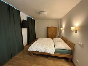 1 bedroom, bed sheets - Vacation apartment in the Marktstraße (Teisendorf)