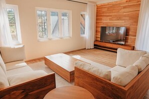 Deluxe-Villa, Balkon | Wohnbereich