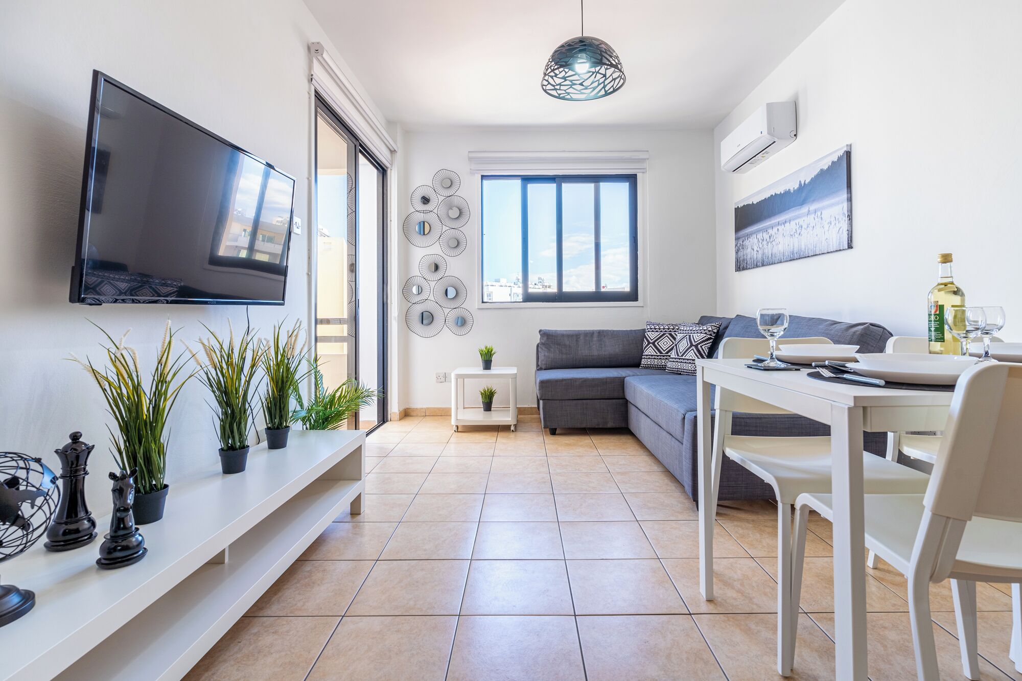 Appartement, 1 lit double, cuisine, vue ville | Coin séjour