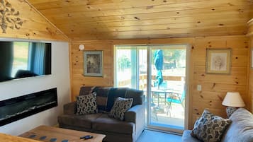 TV, fireplace, table tennis